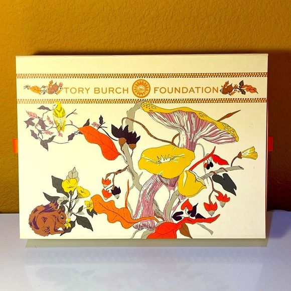 TORY BURCH Complete 2020 Foundation Seed Box Limited Edition w/ Tory Burch Scarf - Picture 12 of 16